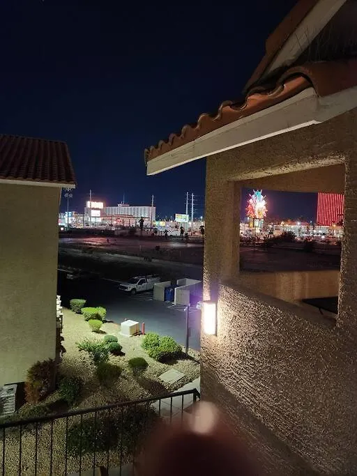 Super Las Vegas Condo 0*,
